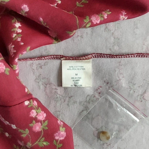 Blair, size M, button Henley, NWOT, 'winterberry' (red floral) - Picture 5 of 6